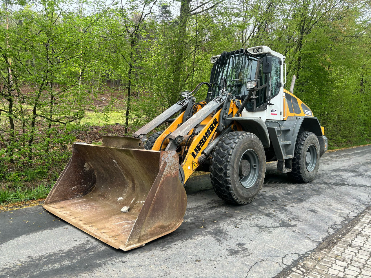 LIEBHERR L 526 - Cargadora de ruedas: foto 3 LIEBHERR L 526 - Cargadora de ruedas: foto 3