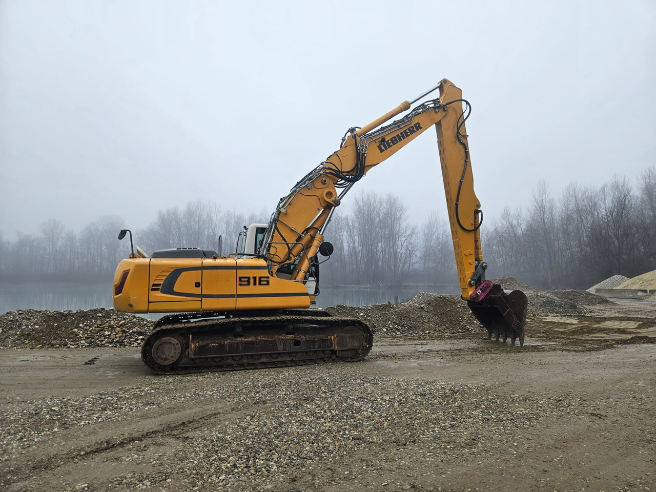 LIEBHERR R 916 LC Litronic - Long Reach - Excavadora de cadenas: foto 2 LIEBHERR R 916 LC Litronic - Long Reach - Excavadora de cadenas: foto 2