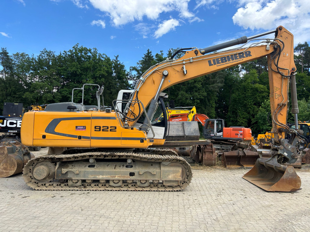 LIEBHERR R 922 LC - Excavadora de cadenas: foto 2 LIEBHERR R 922 LC - Excavadora de cadenas: foto 2