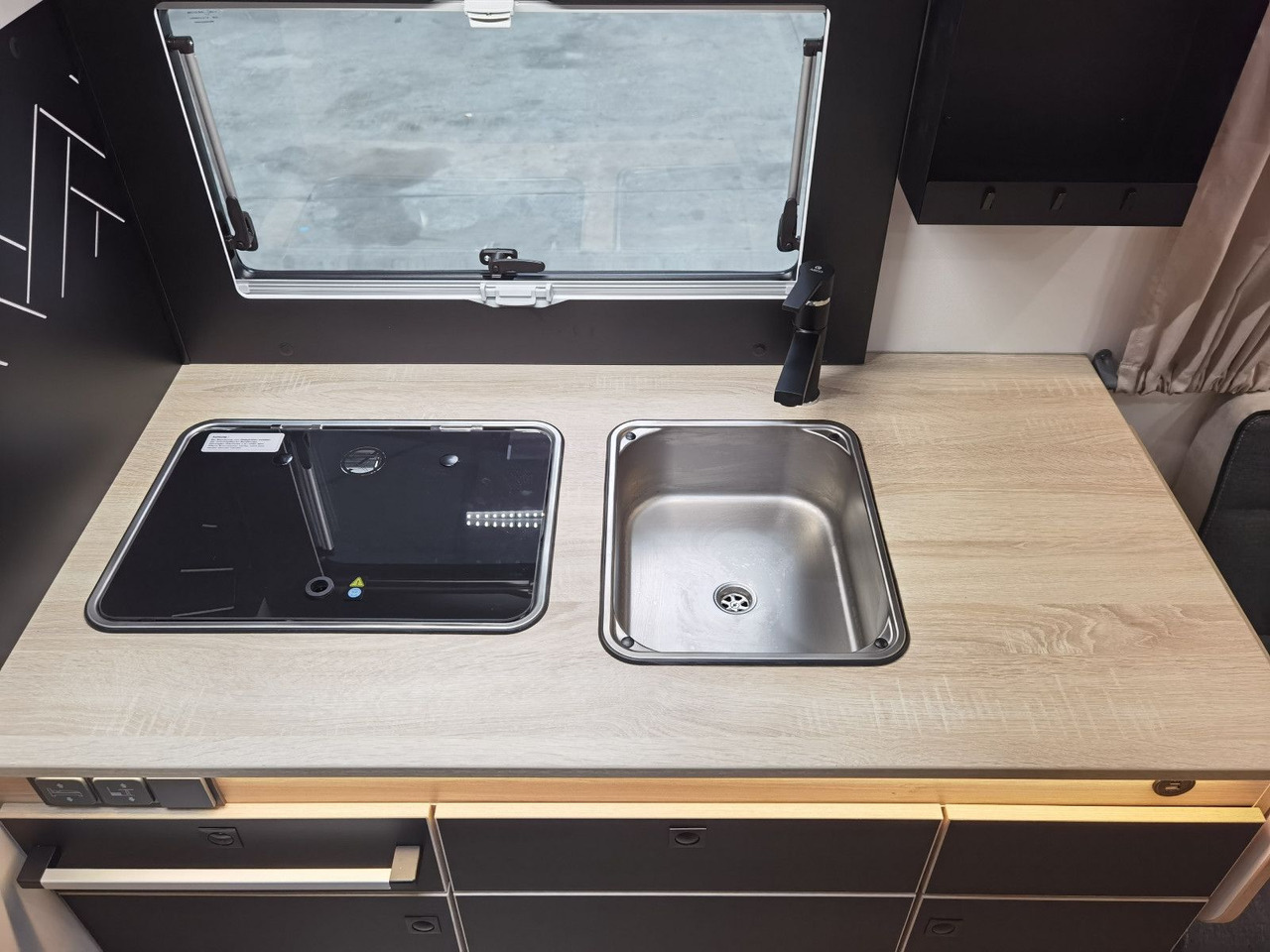 Autocaravana perfilada Chausson 640 TITANIUM / -2026- / 165PS-9G. / XXL-HUBBETT: foto 10 Autocaravana perfilada Chausson 640 TITANIUM / -2026- / 165PS-9G. / XXL-HUBBETT: foto 10