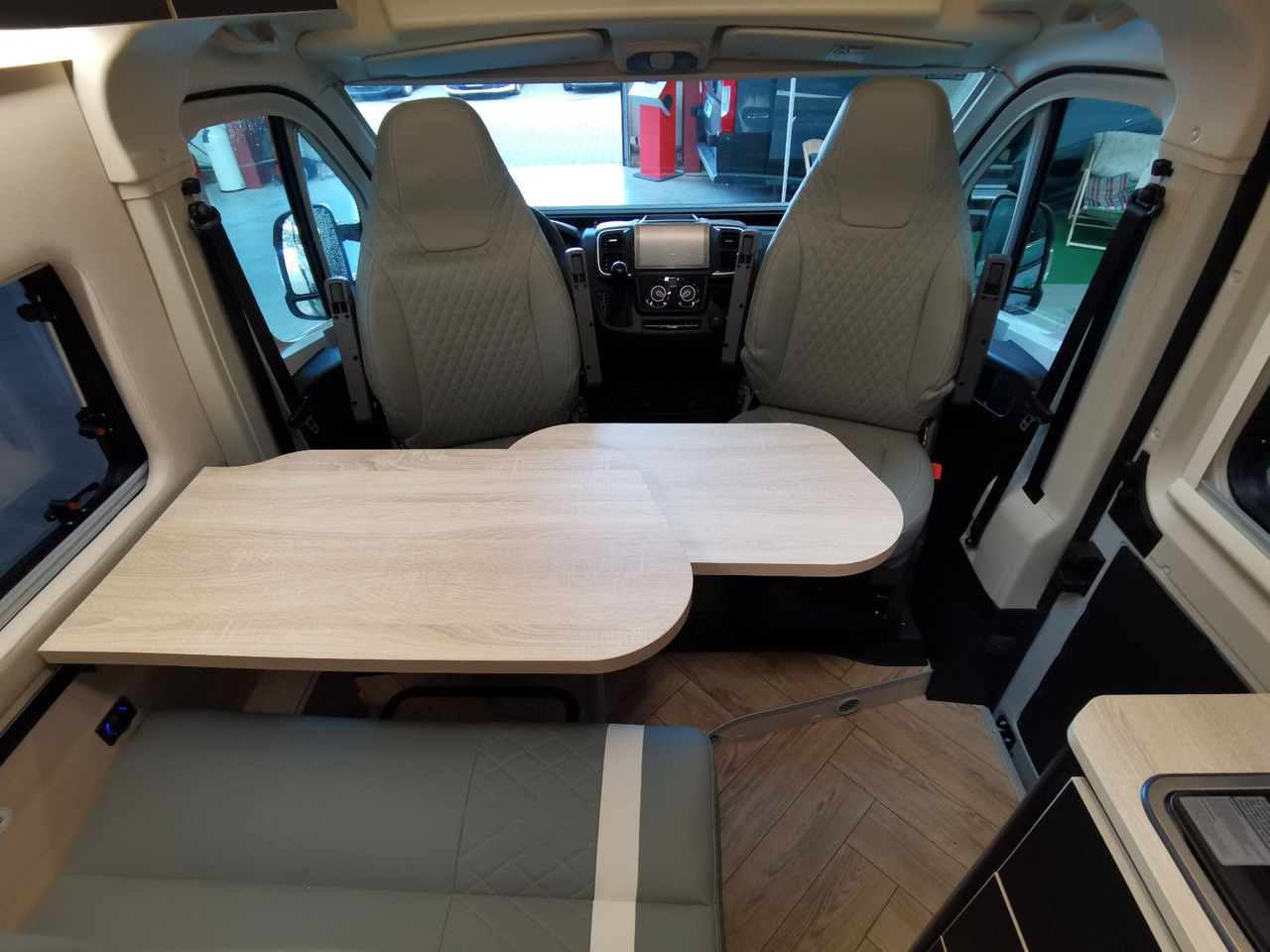Leasing de  Chausson V697 SPORT LINE /-2025- / 140PS-8G /ARCTIC-PAKET Chausson V697 SPORT LINE /-2025- / 140PS-8G /ARCTIC-PAKET: foto 11