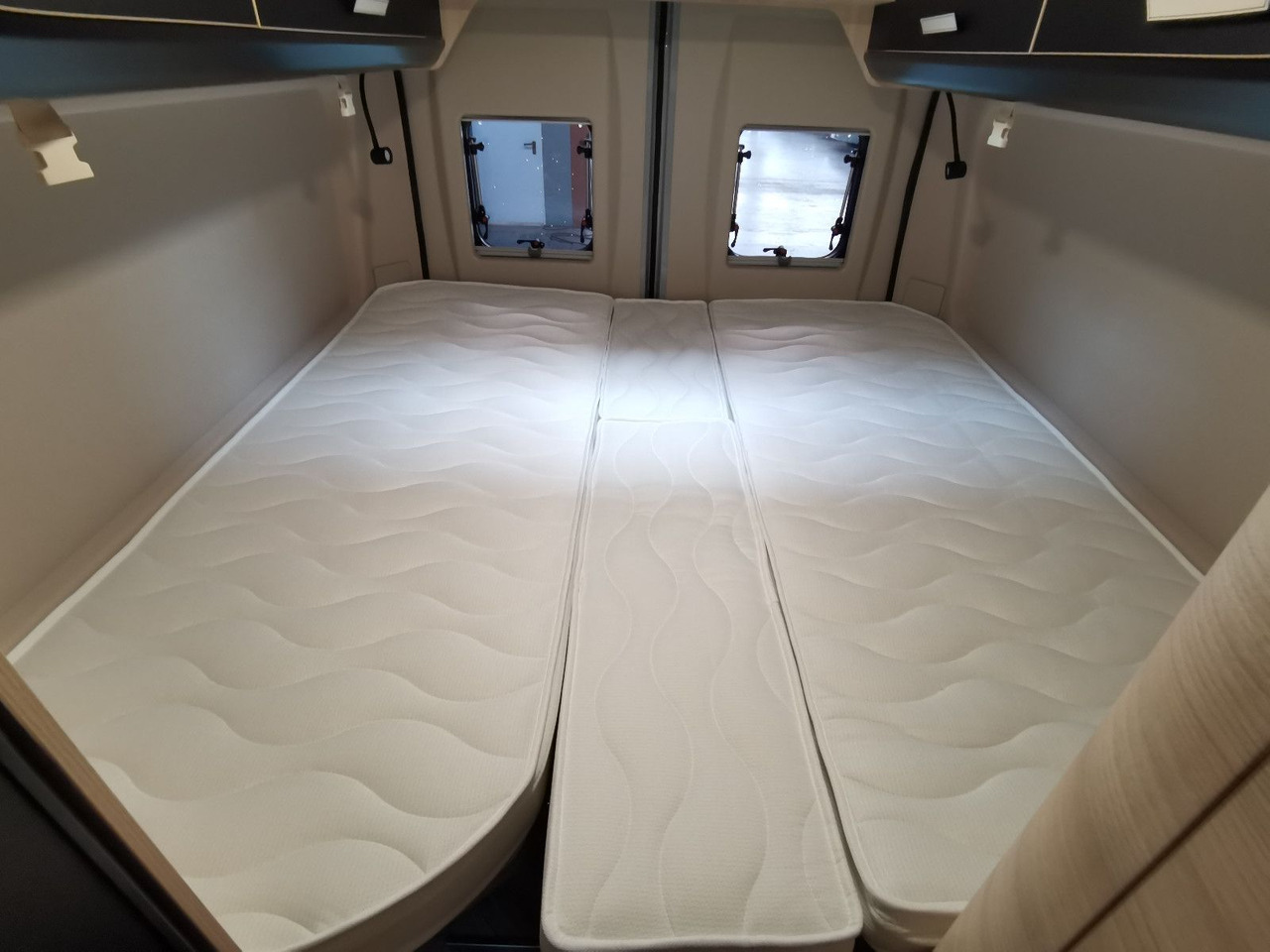 Leasing de  Chausson V697 SPORT LINE /-2025- / 140PS-8G /ARCTIC-PAKET Chausson V697 SPORT LINE /-2025- / 140PS-8G /ARCTIC-PAKET: foto 16