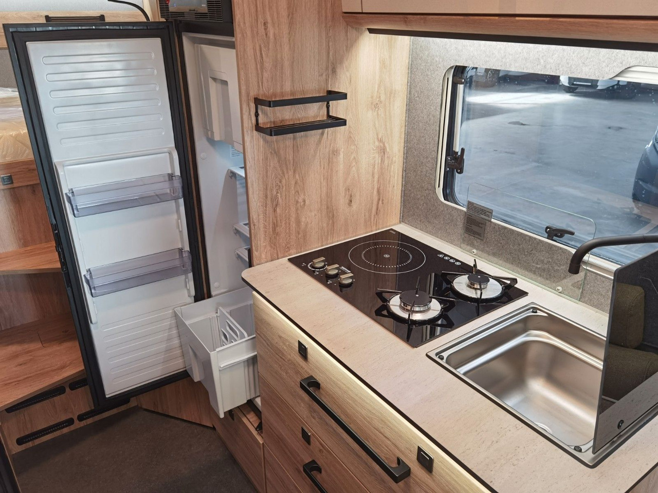 Autocaravana perfilada Eura Mobil XTURA 686 EF / MODELL 2026 /4x4 /TOP-AUSSTATTUNG: foto 24 Autocaravana perfilada Eura Mobil XTURA 686 EF / MODELL 2026 /4x4 /TOP-AUSSTATTUNG: foto 24