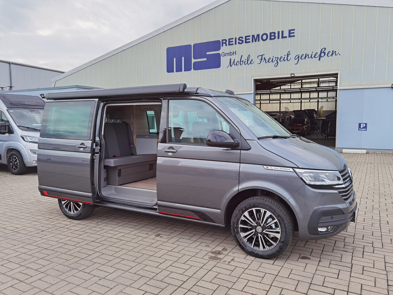 Leasing de  Volkswagen T6.1 CALIFORNIA OCEAN EDITION / DSG / NAVI / ACC Volkswagen T6.1 CALIFORNIA OCEAN EDITION / DSG / NAVI / ACC: foto 7