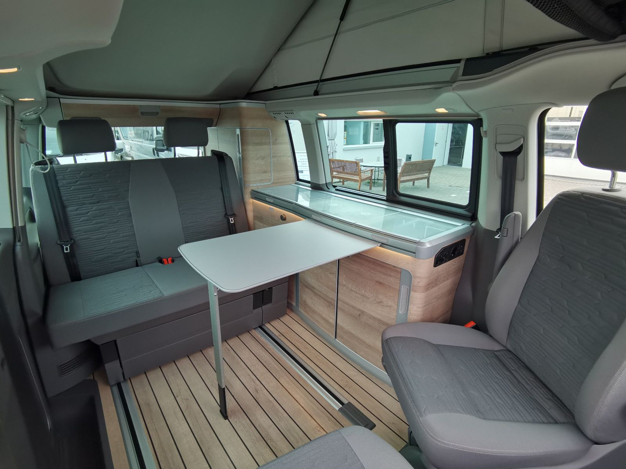 Leasing de  Volkswagen T6.1 CALIFORNIA OCEAN EDITION / DSG / NAVI / ACC Volkswagen T6.1 CALIFORNIA OCEAN EDITION / DSG / NAVI / ACC: foto 20