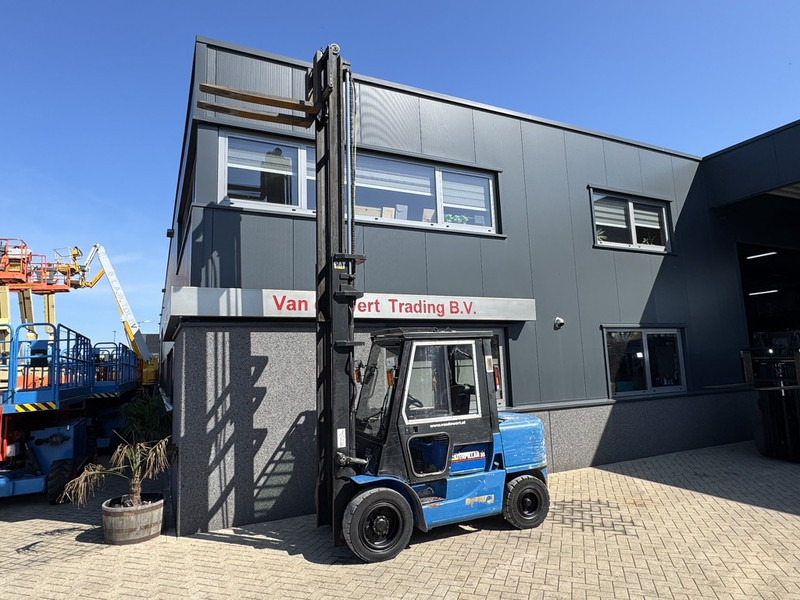 Carretilla elevadora diésel Caterpillar DP35K: foto 8 Carretilla elevadora diésel Caterpillar DP35K: foto 8