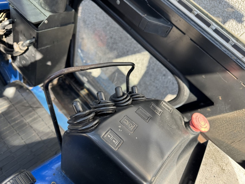 Carretilla elevadora diésel Caterpillar DP35K: foto 15 Carretilla elevadora diésel Caterpillar DP35K: foto 15