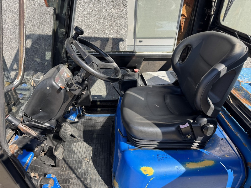 Carretilla elevadora diésel Caterpillar DP35K: foto 11 Carretilla elevadora diésel Caterpillar DP35K: foto 11