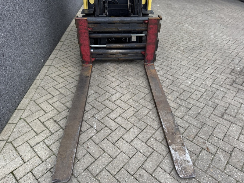 Carretilla elevadora de gas Hyster H3.0FT Duplo 300 Sideshift / Vorkversteller LPG 2018: foto 7 Carretilla elevadora de gas Hyster H3.0FT Duplo 300 Sideshift / Vorkversteller LPG 2018: foto 7