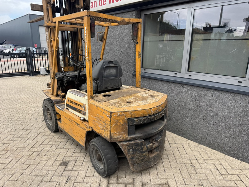 Komatsu FD25-8 Triplo 600 Freelift / 3e Functie Isuzu Diesel - Carretilla elevadora diésel: foto 4 Komatsu FD25-8 Triplo 600 Freelift / 3e Functie Isuzu Diesel - Carretilla elevadora diésel: foto 4