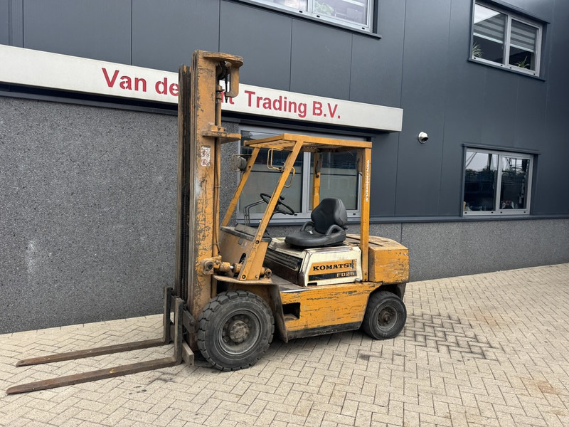Komatsu FD25-8 Triplo 600 Freelift / 3e Functie Isuzu Diesel - Carretilla elevadora diésel: foto 2 Komatsu FD25-8 Triplo 600 Freelift / 3e Functie Isuzu Diesel - Carretilla elevadora diésel: foto 2