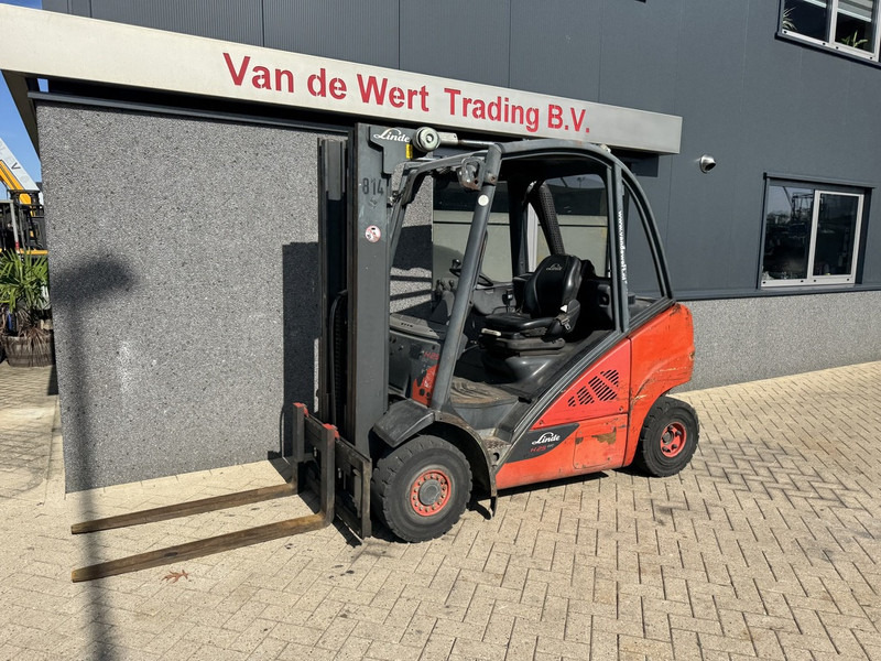 Linde H25D-02 Triplo 470 Freelift / Sideshift VW Diesel 2014 - Carretilla elevadora diésel: foto 2 Linde H25D-02 Triplo 470 Freelift / Sideshift VW Diesel 2014 - Carretilla elevadora diésel: foto 2