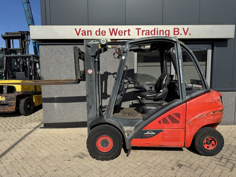 Linde H30D-02 Triplo 465 Freelift / Sideshift / VW Diesel 2014 - Carretilla elevadora diésel: foto 5 Linde H30D-02 Triplo 465 Freelift / Sideshift / VW Diesel 2014 - Carretilla elevadora diésel: foto 5