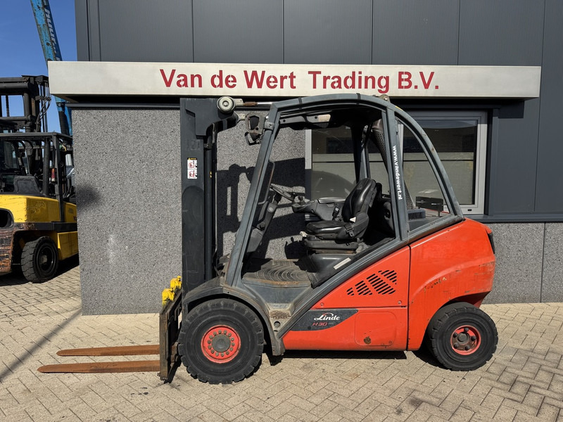 Linde H30D-02 Triplo 465 Freelift / Sideshift / VW Diesel 2014 - Carretilla elevadora diésel: foto 1 Linde H30D-02 Triplo 465 Freelift / Sideshift / VW Diesel 2014 - Carretilla elevadora diésel: foto 1
