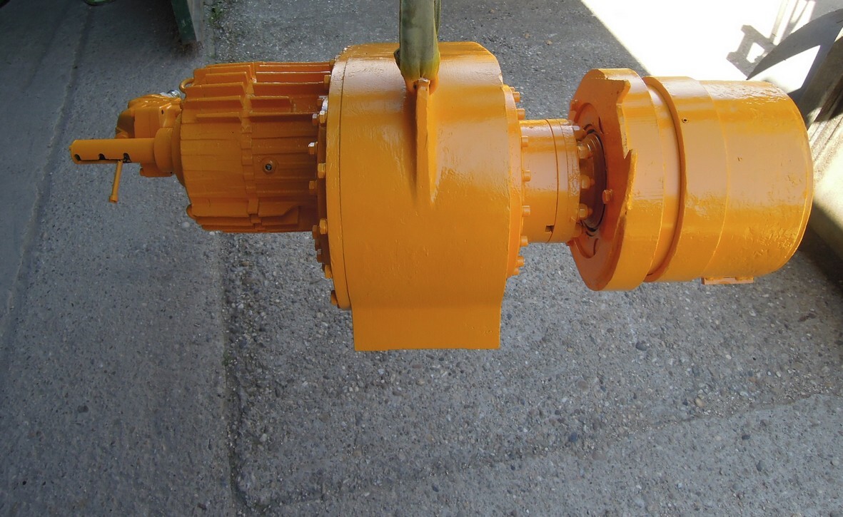 Casagrande T 1000 3V - Perforadora: foto 2 Casagrande T 1000 3V - Perforadora: foto 2