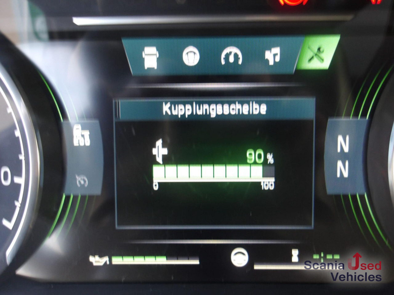 SCANIA P 320 B6x2*4NB / EWERS Schwenkwandaufbau - Camión transporte de bebidas: foto 4 SCANIA P 320 B6x2*4NB / EWERS Schwenkwandaufbau - Camión transporte de bebidas: foto 4