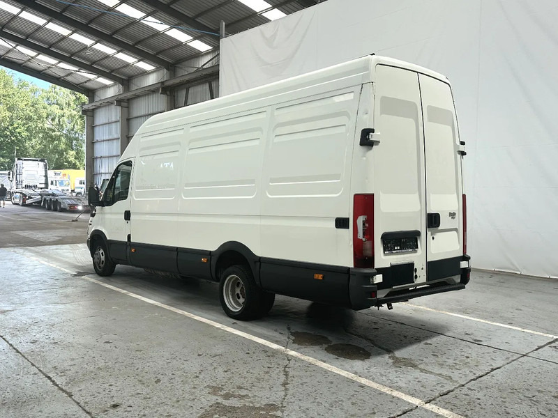 Iveco Daily 35C13 AIRCO / MOTORPROBLEEM -PROBLEME DE MOTEUR - Furgón: foto 3 Iveco Daily 35C13 AIRCO / MOTORPROBLEEM -PROBLEME DE MOTEUR - Furgón: foto 3