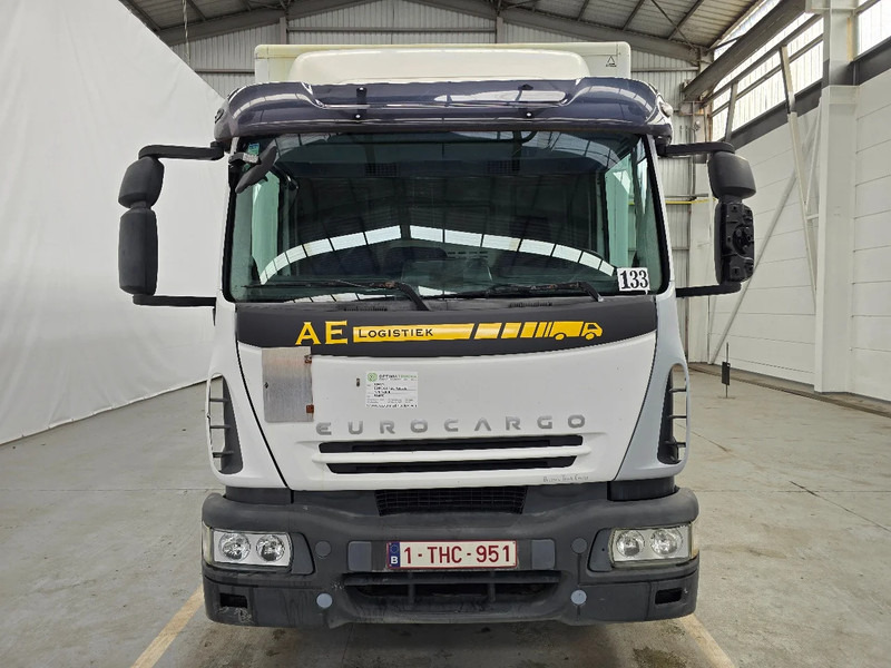 Iveco EuroCargo 120 E22 / MANUEL / EURO 5 / AIRCO - Camión caja cerrada: foto 2 Iveco EuroCargo 120 E22 / MANUEL / EURO 5 / AIRCO - Camión caja cerrada: foto 2