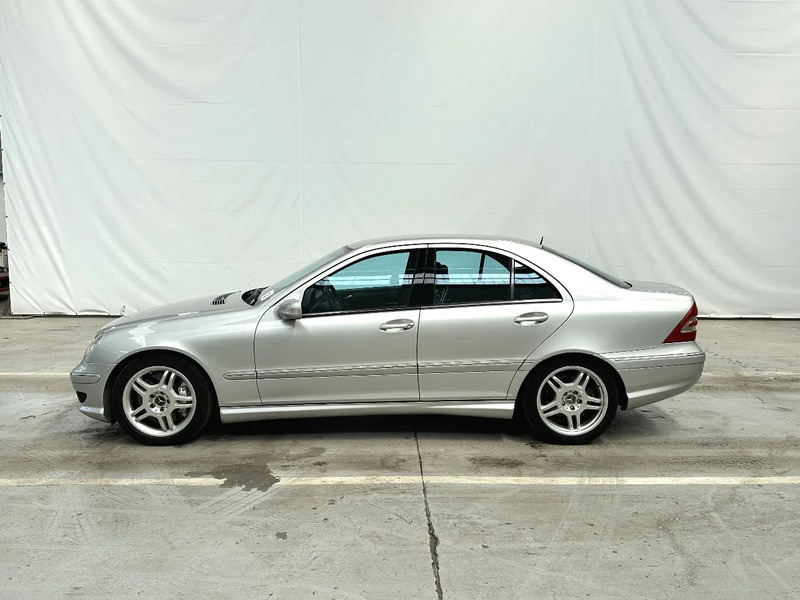 Mercedes-Benz C-Klasse C30 CDI / AMG /DIESEL TURBO 33795 km - Sedan: foto 2 Mercedes-Benz C-Klasse C30 CDI / AMG /DIESEL TURBO 33795 km - Sedan: foto 2