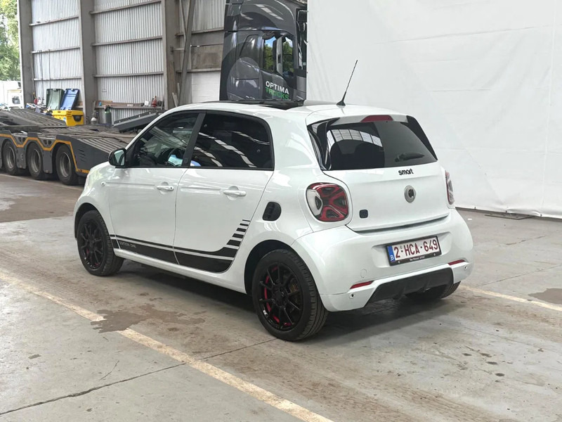 Smart Forfour ONE EQ / 100% ELECTRIC / BRABUS ALLOY WHEELS /EDITION ONE - Coche: foto 3 Smart Forfour ONE EQ / 100% ELECTRIC / BRABUS ALLOY WHEELS /EDITION ONE - Coche: foto 3