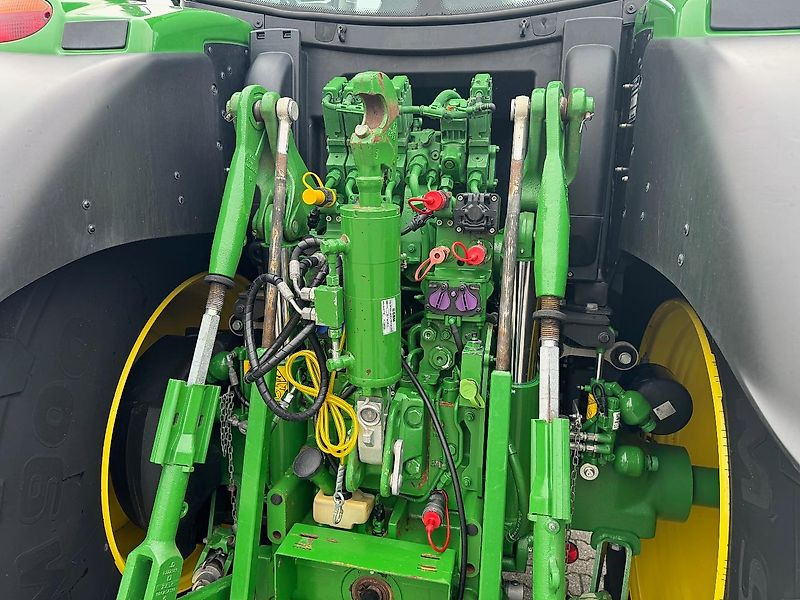 John Deere 6R215 AP 50KM COMMAND-PRO 2022!!! - Tractor: foto 4 John Deere 6R215 AP 50KM COMMAND-PRO 2022!!! - Tractor: foto 4