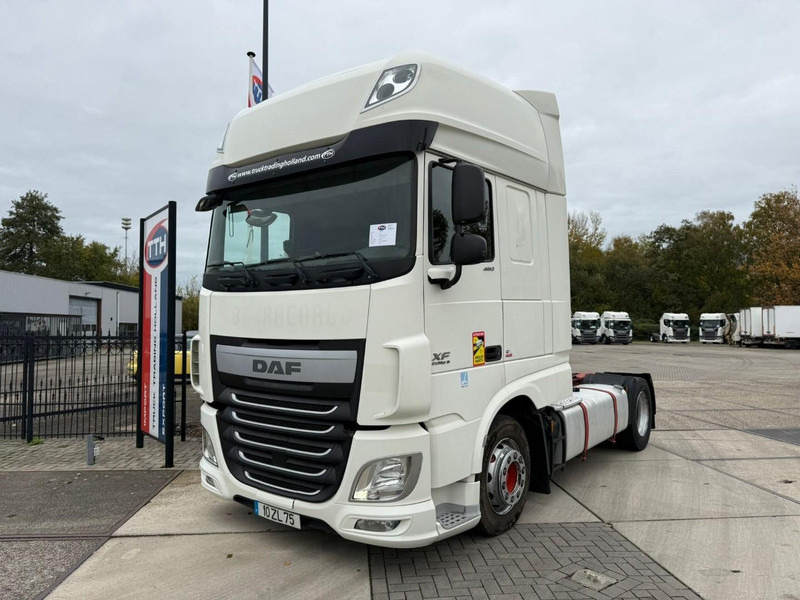 DAF XF460 SuperSpaceCab Intarder 2x fueltank - Cabeza tractora: foto 2 DAF XF460 SuperSpaceCab Intarder 2x fueltank - Cabeza tractora: foto 2