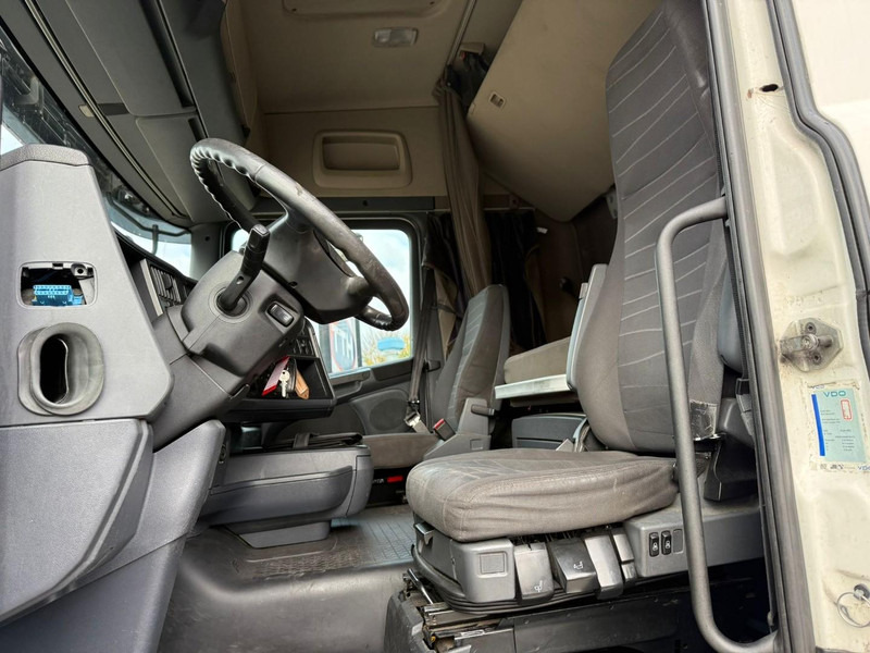 Cabeza tractora Scania R450 Highline Opticruise + Retarder: foto 11 Cabeza tractora Scania R450 Highline Opticruise + Retarder: foto 11