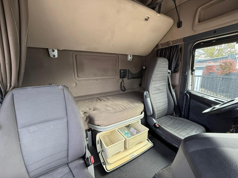 Cabeza tractora Scania R450 Highline Opticruise + Retarder: foto 12 Cabeza tractora Scania R450 Highline Opticruise + Retarder: foto 12