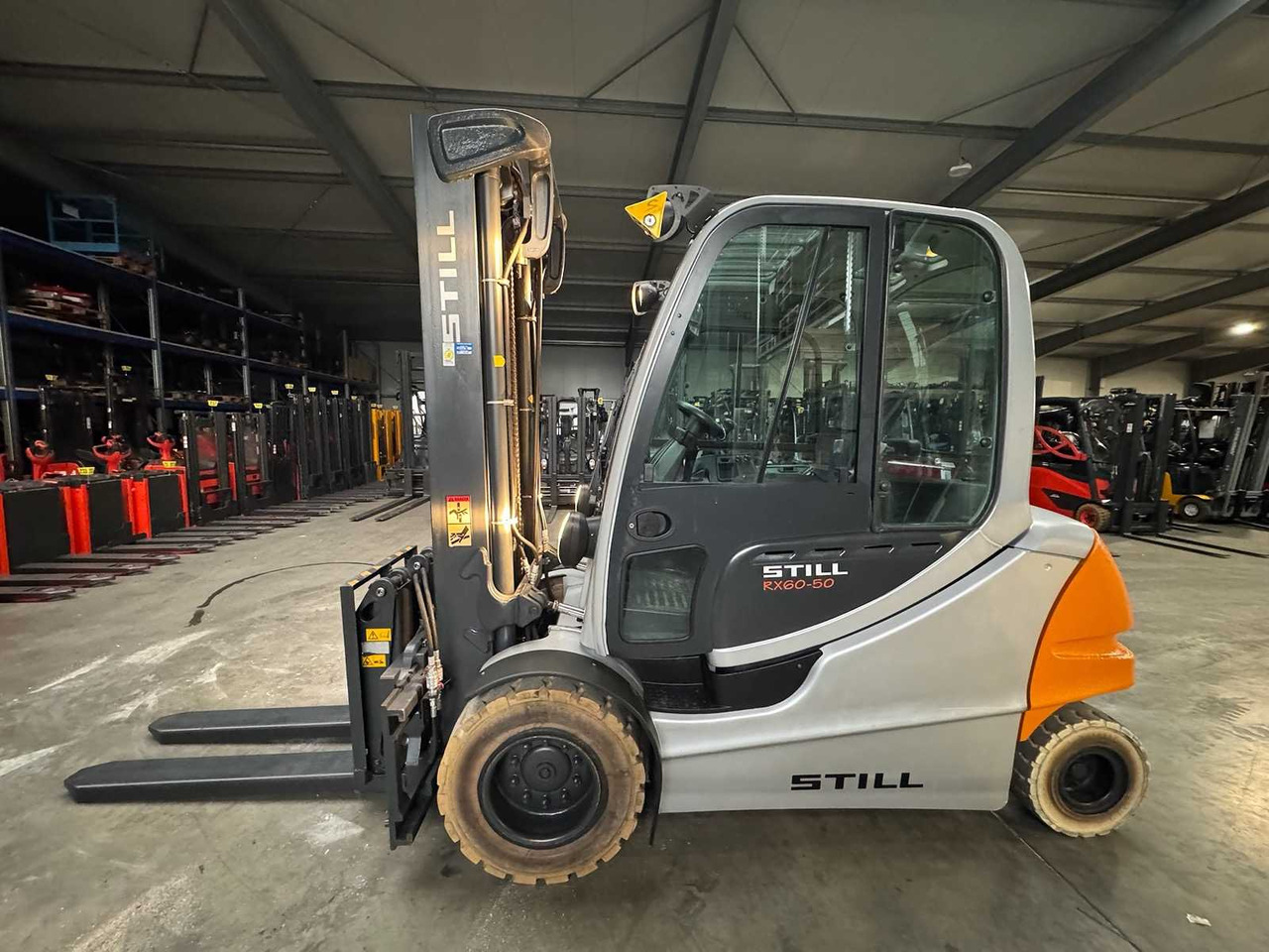 10/2025 SERVICE + UVV 11/2026 STILL RX60-50 5.000KG TRIPLEX 538CM 3.+4. VALVE ELECTRIC FORKLIFT 19.241 HOURS - Carretilla elevadora: foto 1 10/2025 SERVICE + UVV 11/2026 STILL RX60-50 5.000KG TRIPLEX 538CM 3.+4. VALVE ELECTRIC FORKLIFT 19.241 HOURS - Carretilla elevadora: foto 1