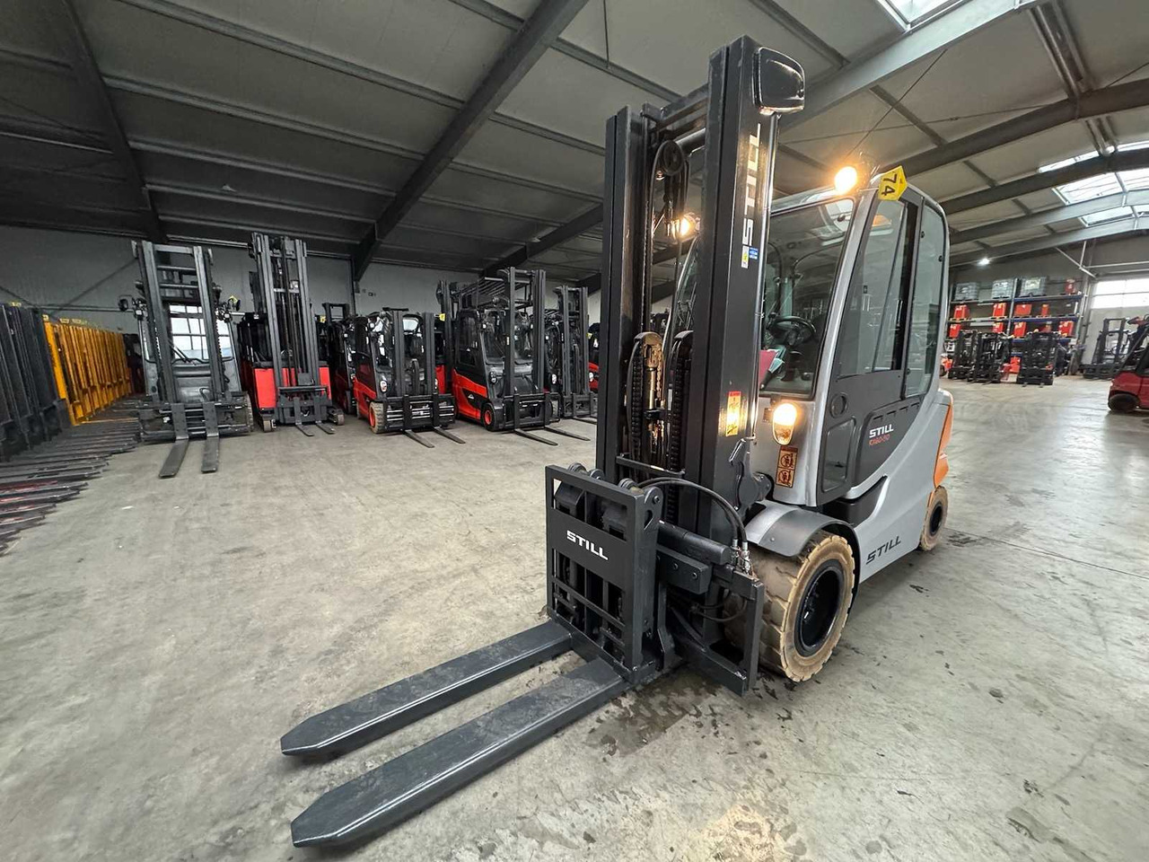 10/2025 SERVICE + UVV 11/2026 STILL RX60-50 5.000KG TRIPLEX 538CM 3.+4. VALVE ELECTRIC FORKLIFT 23.342 HOURS - Carretilla elevadora: foto 4 10/2025 SERVICE + UVV 11/2026 STILL RX60-50 5.000KG TRIPLEX 538CM 3.+4. VALVE ELECTRIC FORKLIFT 23.342 HOURS - Carretilla elevadora: foto 4