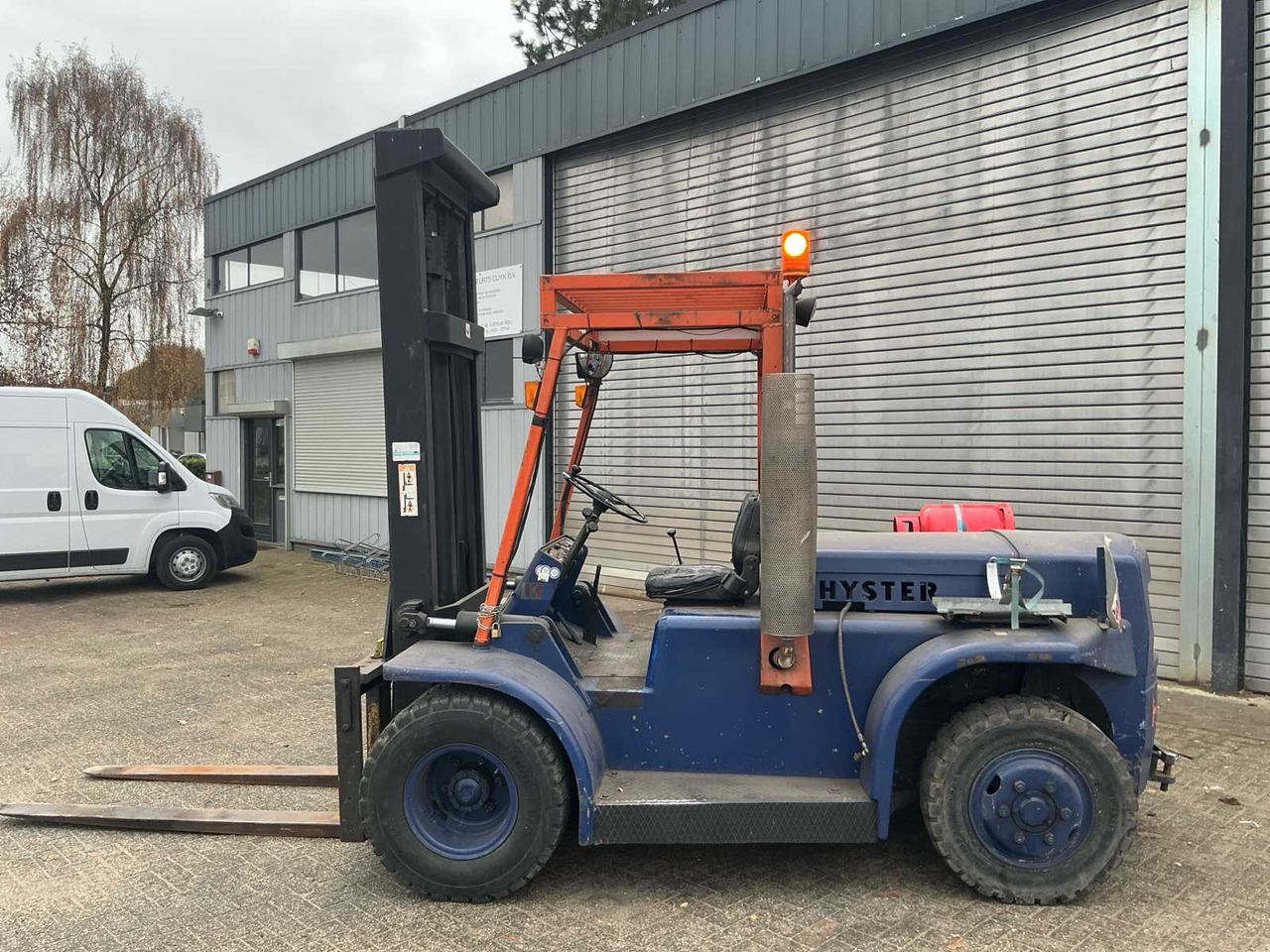 1981 HYSTER H130F FORKLIFT - Carretilla elevadora: foto 5 1981 HYSTER H130F FORKLIFT - Carretilla elevadora: foto 5