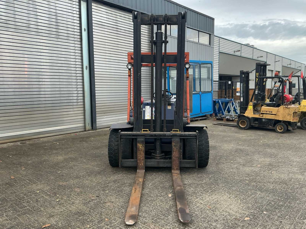 1981 HYSTER H130F FORKLIFT - Carretilla elevadora: foto 2 1981 HYSTER H130F FORKLIFT - Carretilla elevadora: foto 2