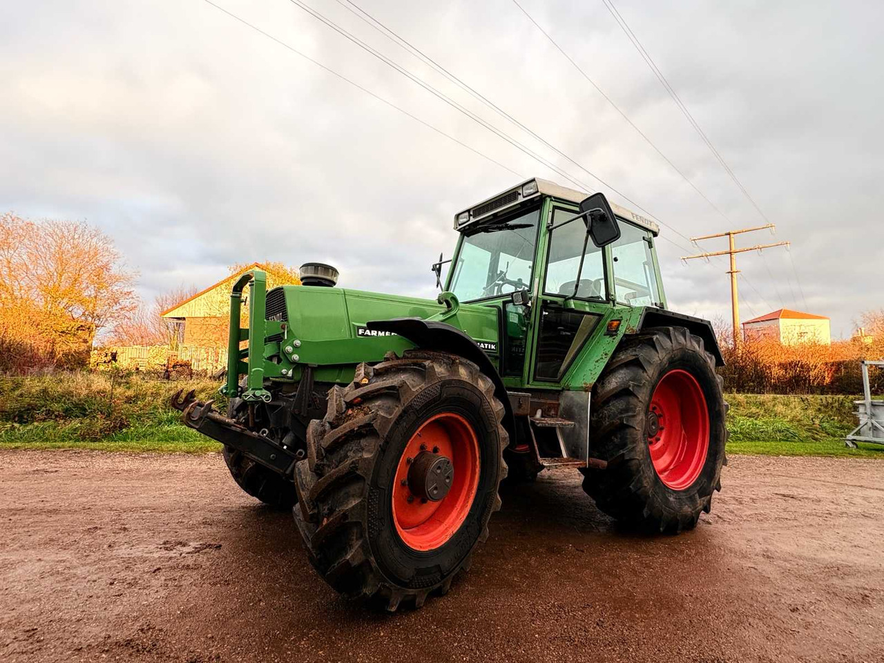 1990 FENDT FARMER 309 LSA TRACTOR - Tractor: foto 1 1990 FENDT FARMER 309 LSA TRACTOR - Tractor: foto 1