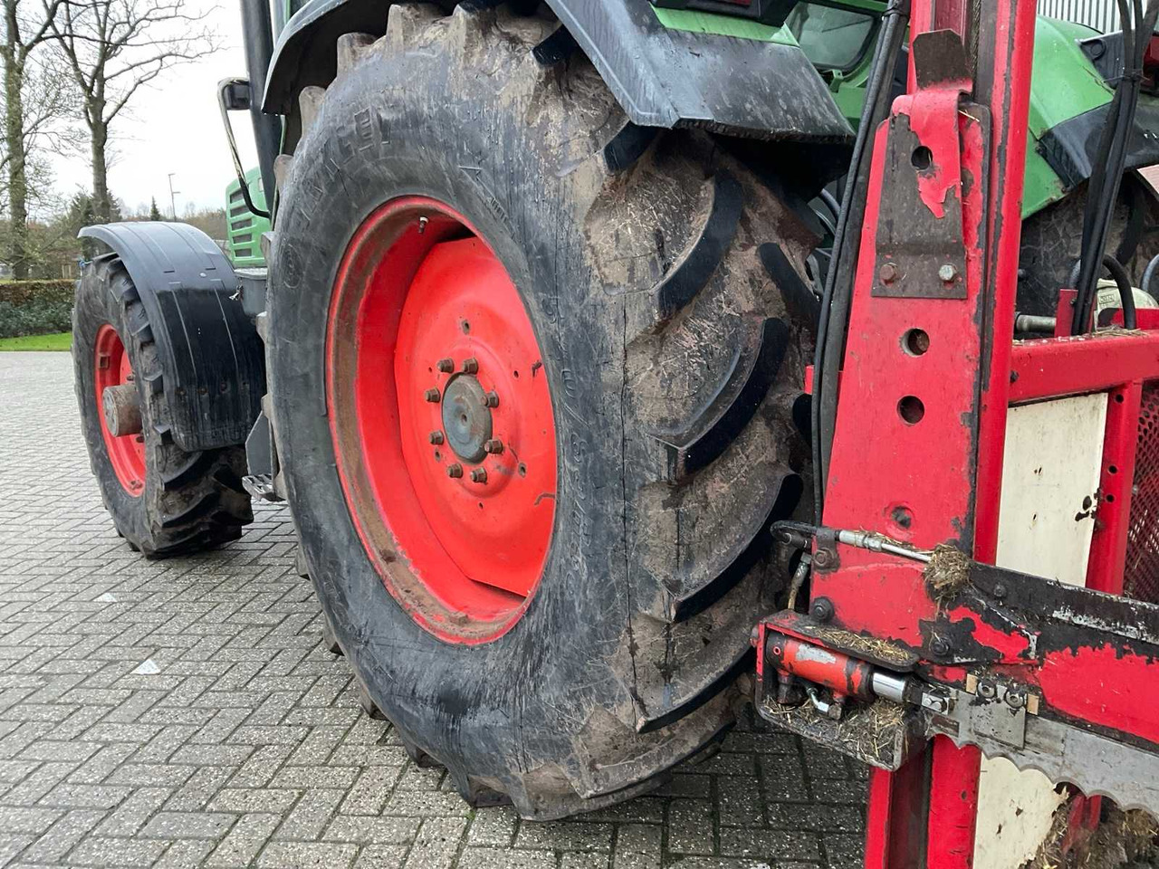 Tractor 1994 FENDT FARMER 312 TURBOMATIK ALL-WHEEL DRIVE FARM TRACTOR: foto 29