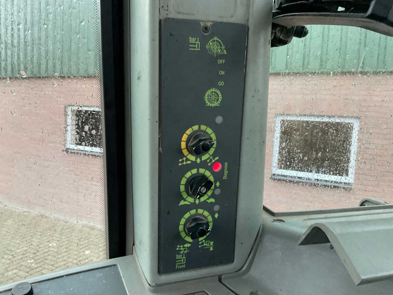 Tractor 1994 FENDT FARMER 312 TURBOMATIK ALL-WHEEL DRIVE FARM TRACTOR: foto 41