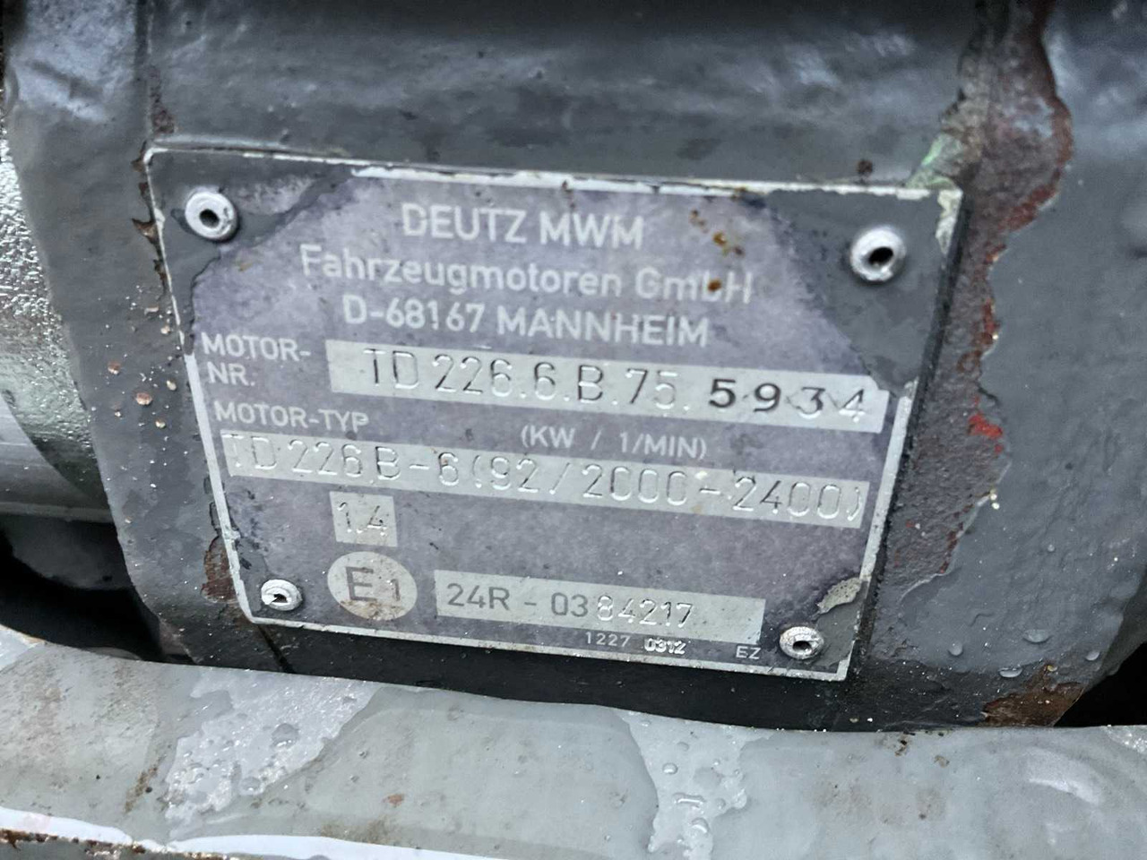 Tractor 1994 FENDT FARMER 312 TURBOMATIK ALL-WHEEL DRIVE FARM TRACTOR: foto 13