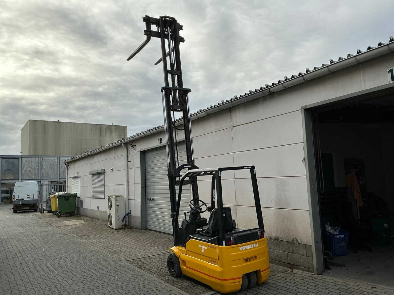 1998 KOMATSU 18 FORKLIFT - Carretilla elevadora: foto 3 1998 KOMATSU 18 FORKLIFT - Carretilla elevadora: foto 3