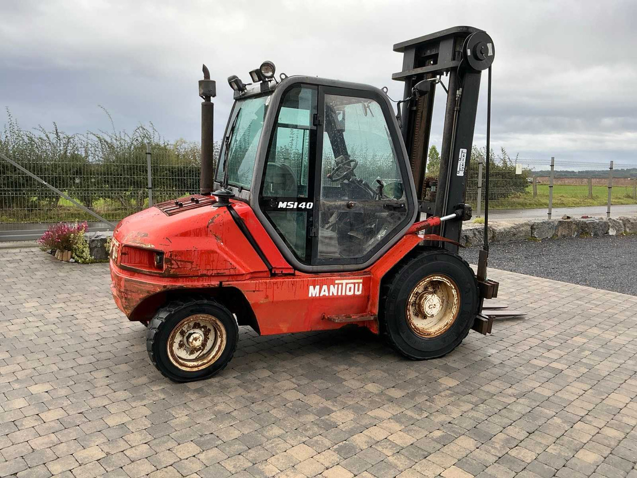 1998 MANITOU MSI40 FORKLIFT - Carretilla elevadora: foto 1 1998 MANITOU MSI40 FORKLIFT - Carretilla elevadora: foto 1