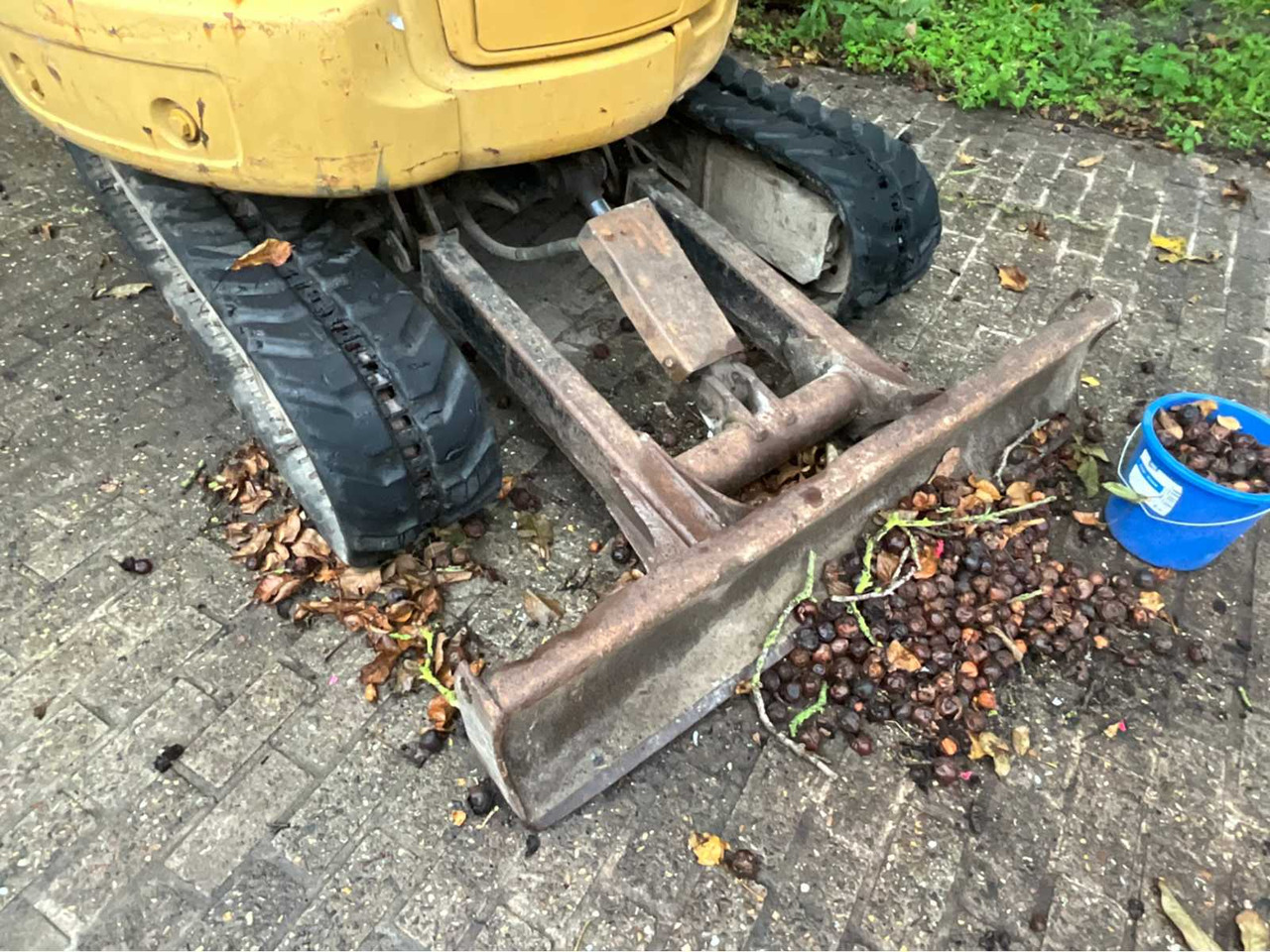 2006 CATERPILLAR 303C CR - MINI EXCAVATOR - Miniexcavadora: foto 5 2006 CATERPILLAR 303C CR - MINI EXCAVATOR - Miniexcavadora: foto 5