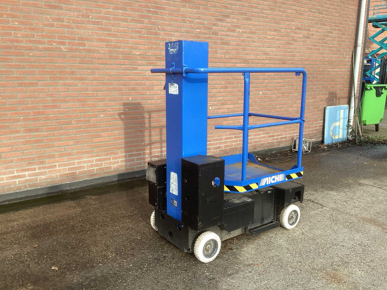 2007 AICHI SV 04 B AERIAL PLATFORM - Plataforma elevadora: foto 4 2007 AICHI SV 04 B AERIAL PLATFORM - Plataforma elevadora: foto 4