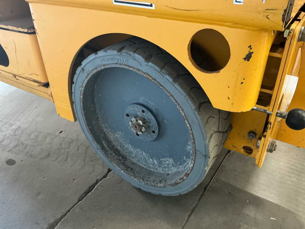 Plataforma elevadora 2008 HAULOTTE COMPACT 8 AERIAL PLATFORM: foto 12