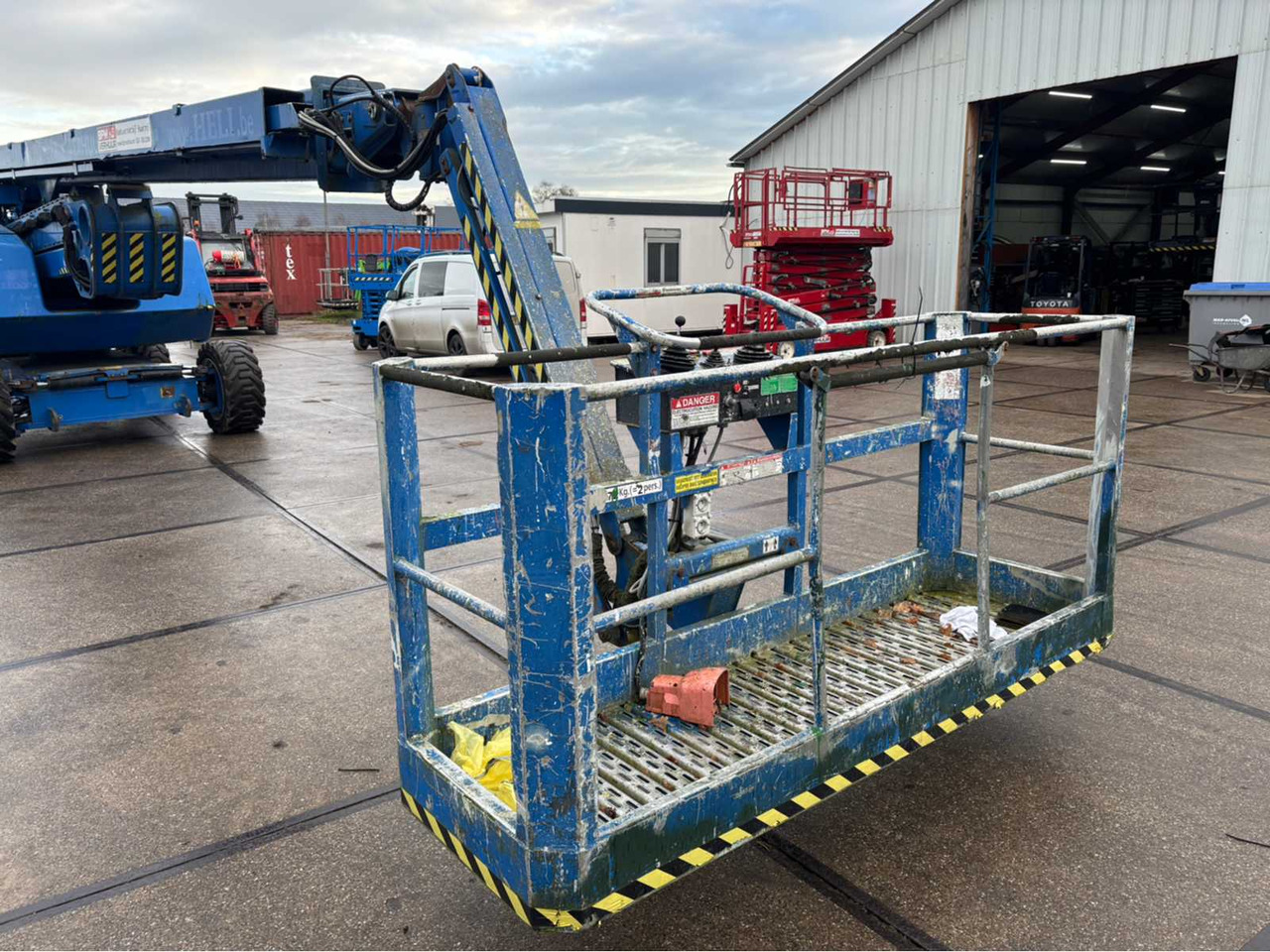 Plataforma elevadora 2008 SNORKEL AB-85RJDDZ AERIAL PLATFORM: foto 18