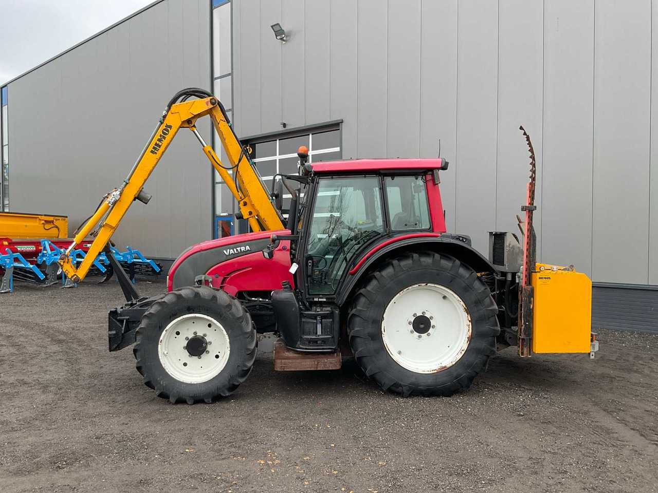 2008 VALTRA N121 HITECH FOUR WHEEL DRIVE FARM TRACTOR - Tractor: foto 2 2008 VALTRA N121 HITECH FOUR WHEEL DRIVE FARM TRACTOR - Tractor: foto 2