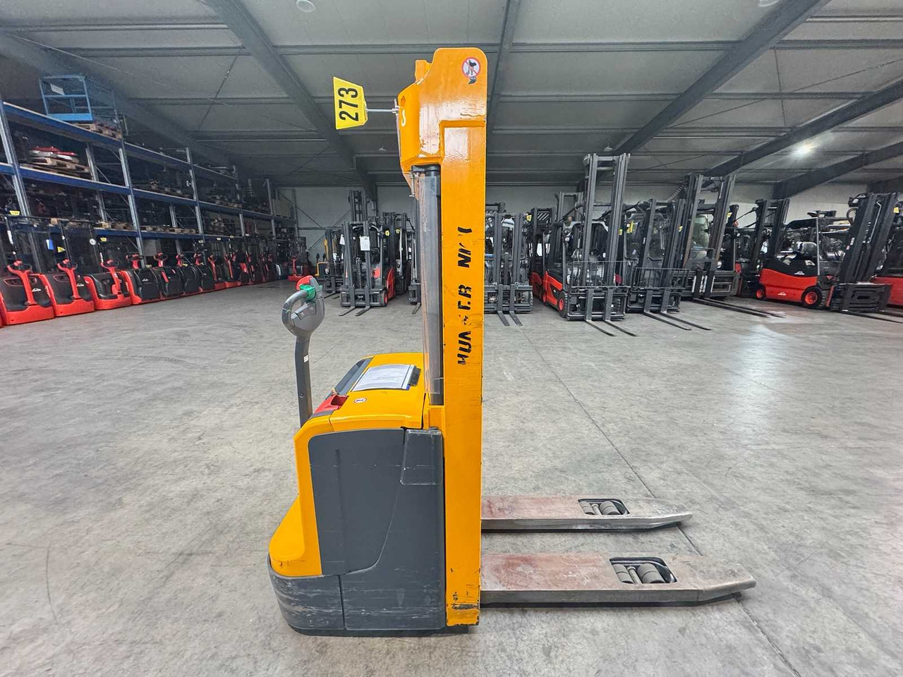 2011 JUNGHEINRICH EJC220 2,000KG STACKER PALLET TRUCK ANT 2,045 HOURS - Carretilla elevadora: foto 5 2011 JUNGHEINRICH EJC220 2,000KG STACKER PALLET TRUCK ANT 2,045 HOURS - Carretilla elevadora: foto 5