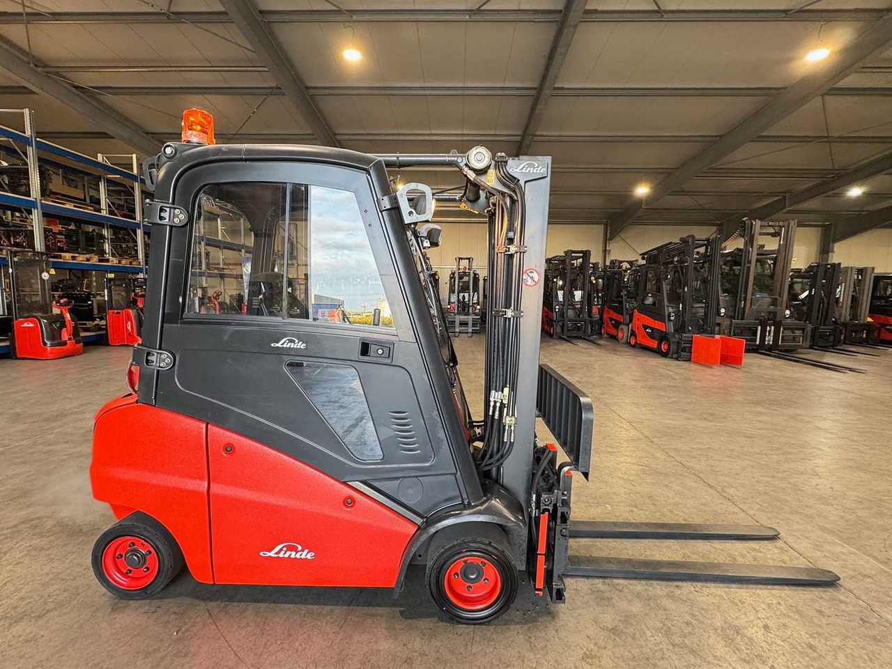 2011 SERVICE + UVV 09/2026 LINDE H20T 2.000KG TRIPLEX 3.+4. - Carretilla elevadora: foto 4 2011 SERVICE + UVV 09/2026 LINDE H20T 2.000KG TRIPLEX 3.+4. - Carretilla elevadora: foto 4