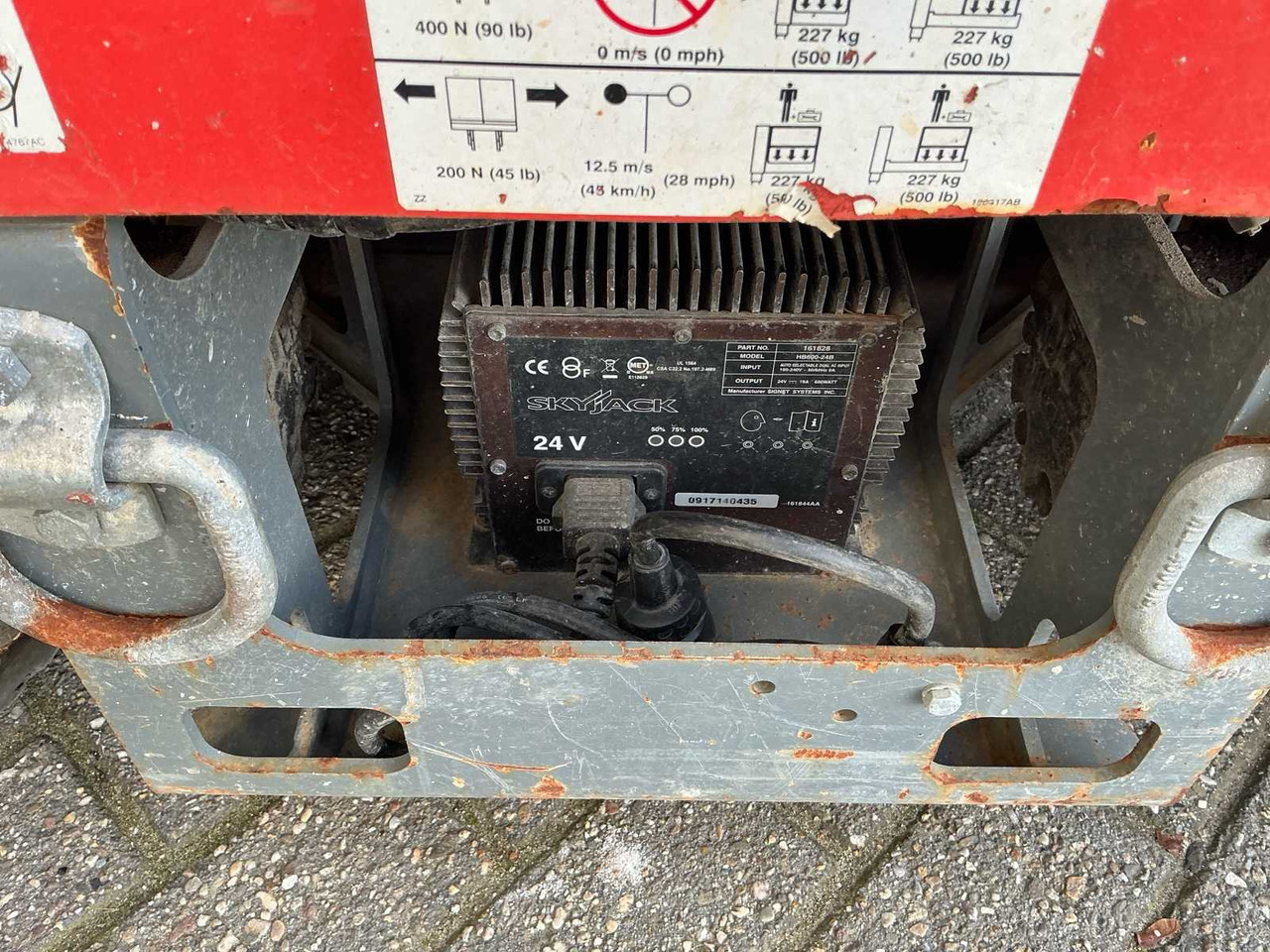 Plataforma elevadora 2015 SKYJACK SJ12 AERIAL PLATFORM: foto 8