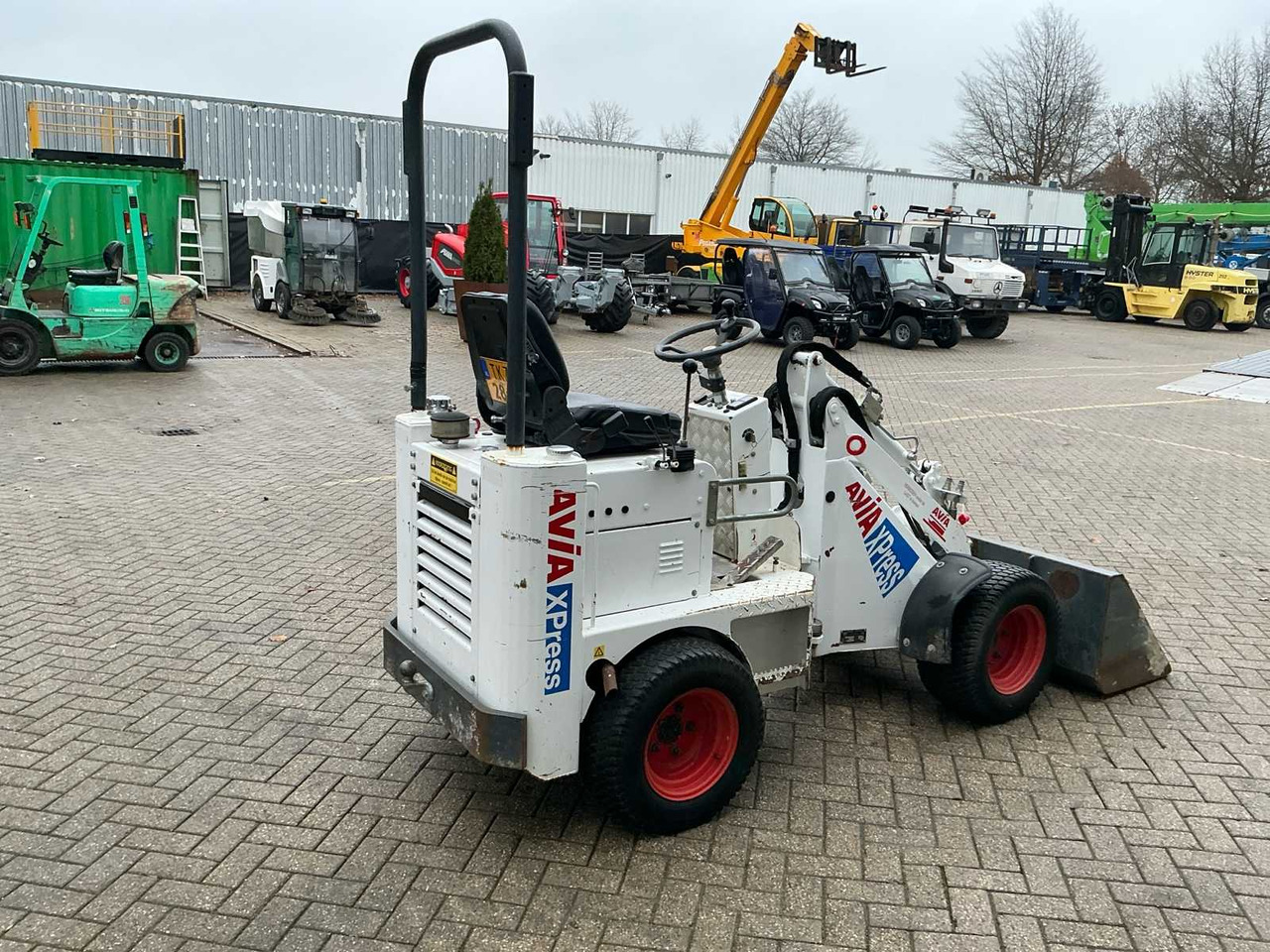 Cargadora de ruedas 2017 100 KNIKMOPS: foto 6 Cargadora de ruedas 2017 100 KNIKMOPS: foto 6