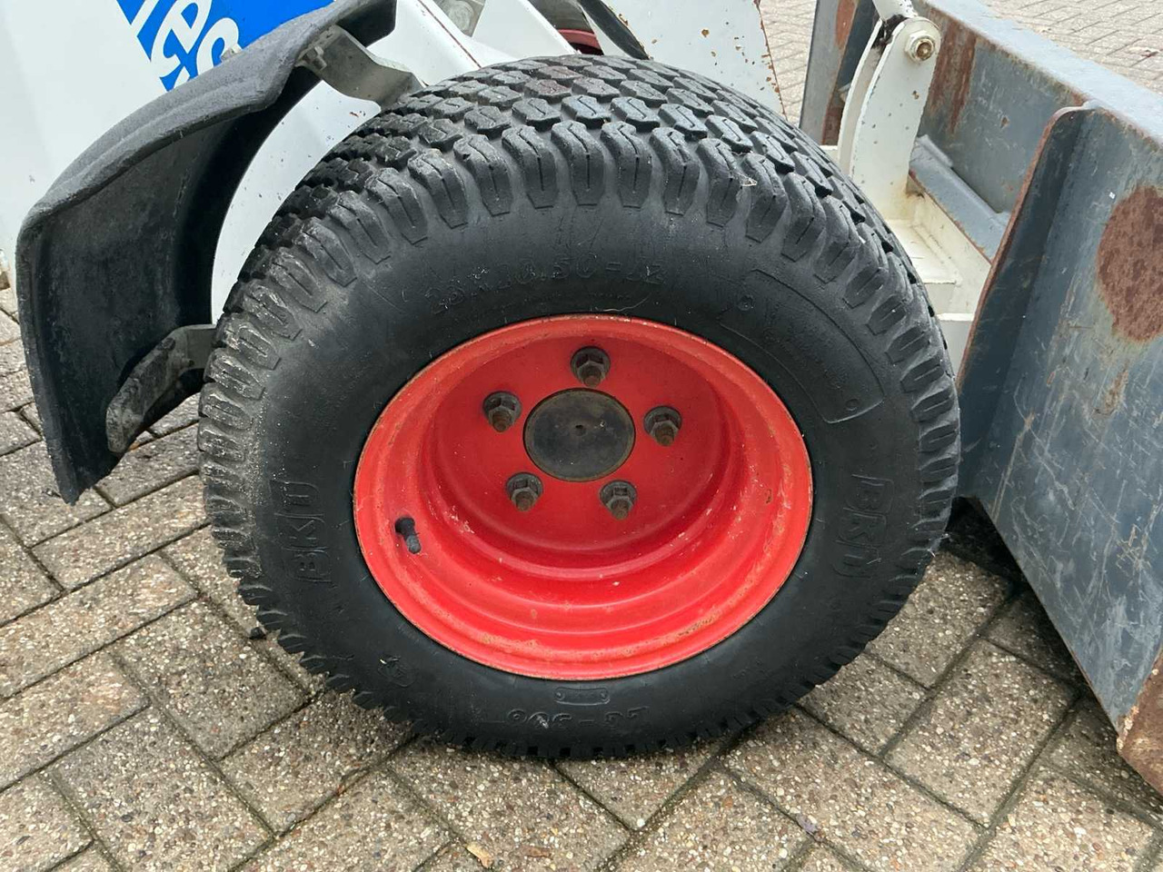 Cargadora de ruedas 2017 100 KNIKMOPS: foto 19 Cargadora de ruedas 2017 100 KNIKMOPS: foto 19