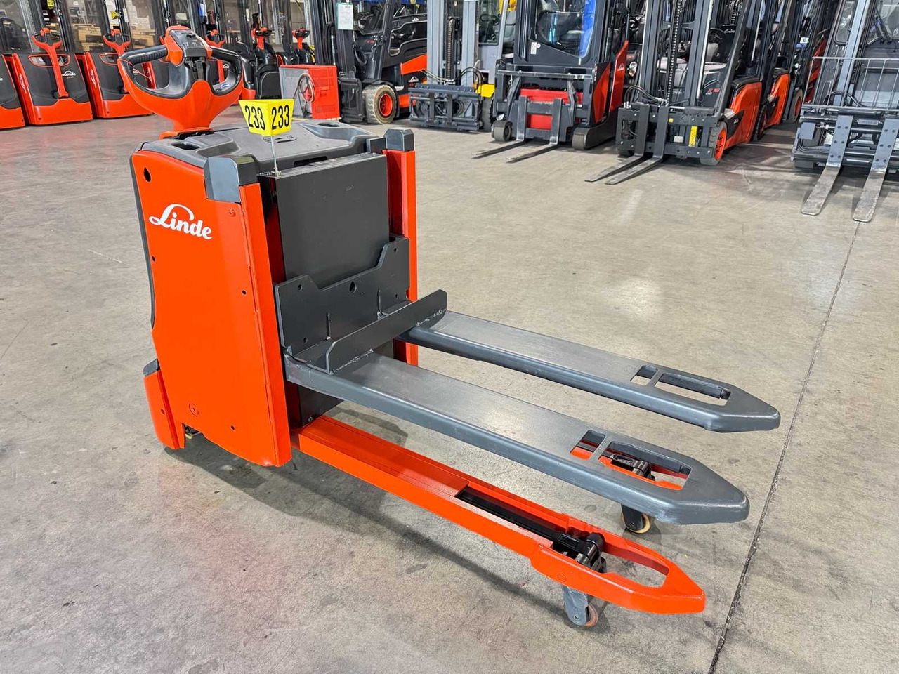 2017 LINDE T16L PALLET TRUCK ANT STACKER INITIAL STROKE 1,446 HOURS - Carretilla elevadora: foto 5 2017 LINDE T16L PALLET TRUCK ANT STACKER INITIAL STROKE 1,446 HOURS - Carretilla elevadora: foto 5