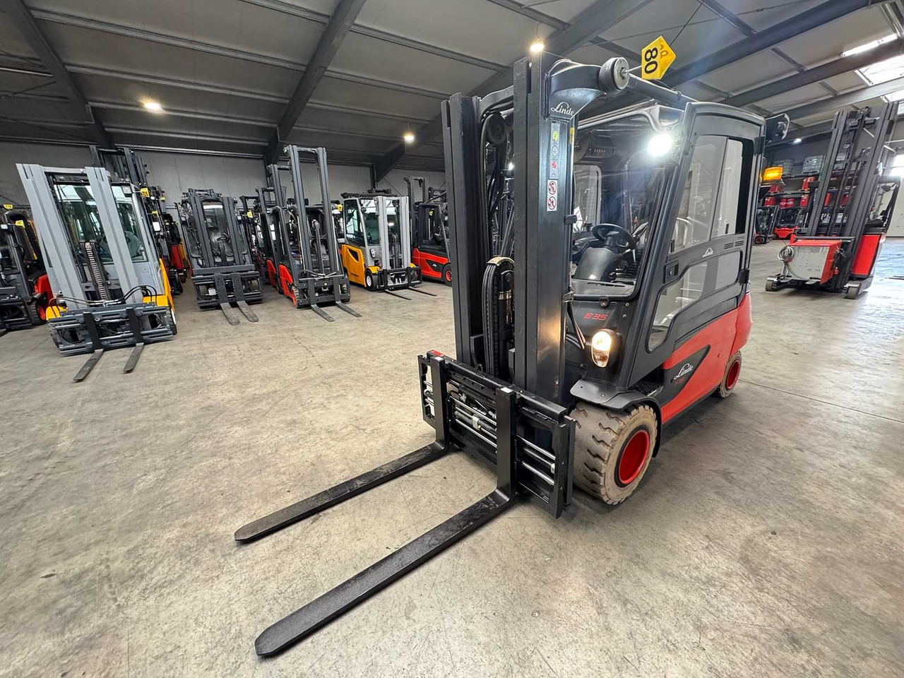 2017 SERVICE + UVV 10/2026 LINDE E35L 3.500KG EVO TRIPLEX 3.+4. - Carretilla elevadora: foto 4 2017 SERVICE + UVV 10/2026 LINDE E35L 3.500KG EVO TRIPLEX 3.+4. - Carretilla elevadora: foto 4